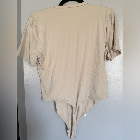 Lululemon Wundermost Short Sleeve Bodysuit - Picture 6 of 6
